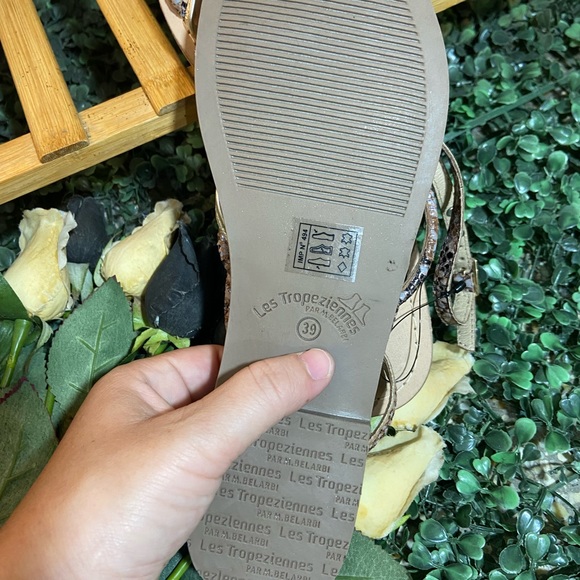 👡Les Tropeziennes Sandals. Size- 39 - Picture 9 of 9